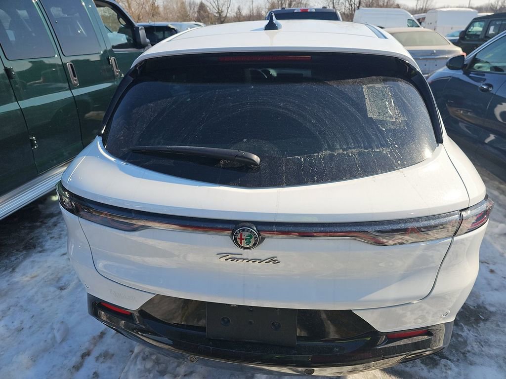 Used 2024 Alfa Romeo Tonale Veloce image 2