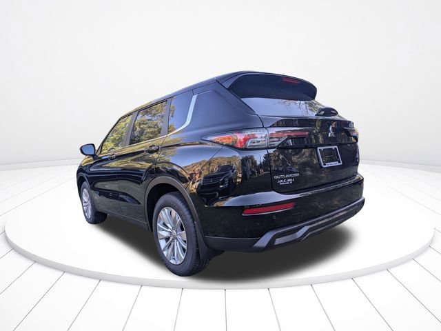 New 2025 Mitsubishi Outlander ES image 6