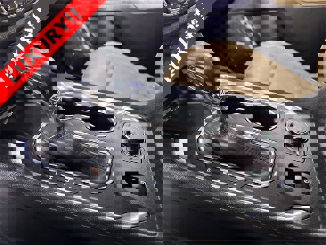 Used 2022 Chevrolet Traverse Premier image 16