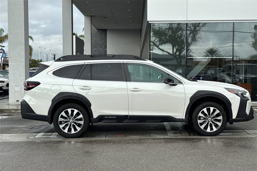 Certified 2023 Subaru Outback Limited image 3