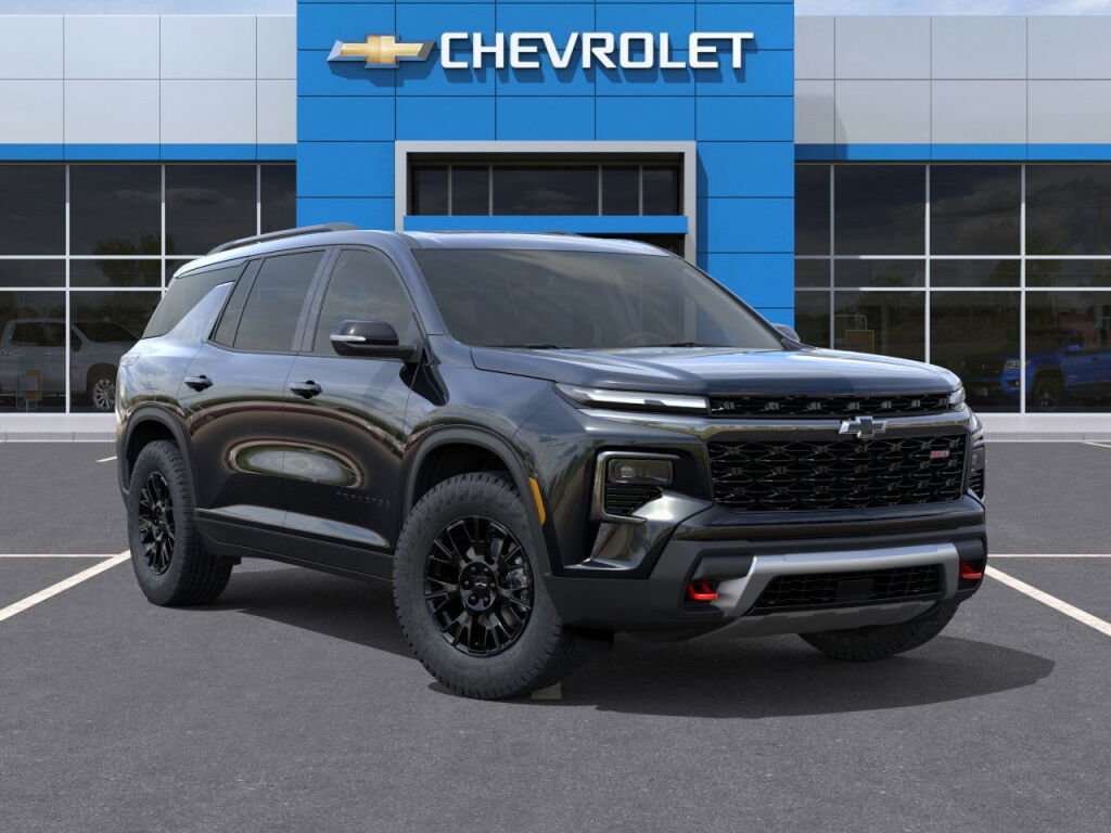 New 2026 Chevrolet Traverse Z71 w/ Driver Confidence Package AWD/4WD image 8