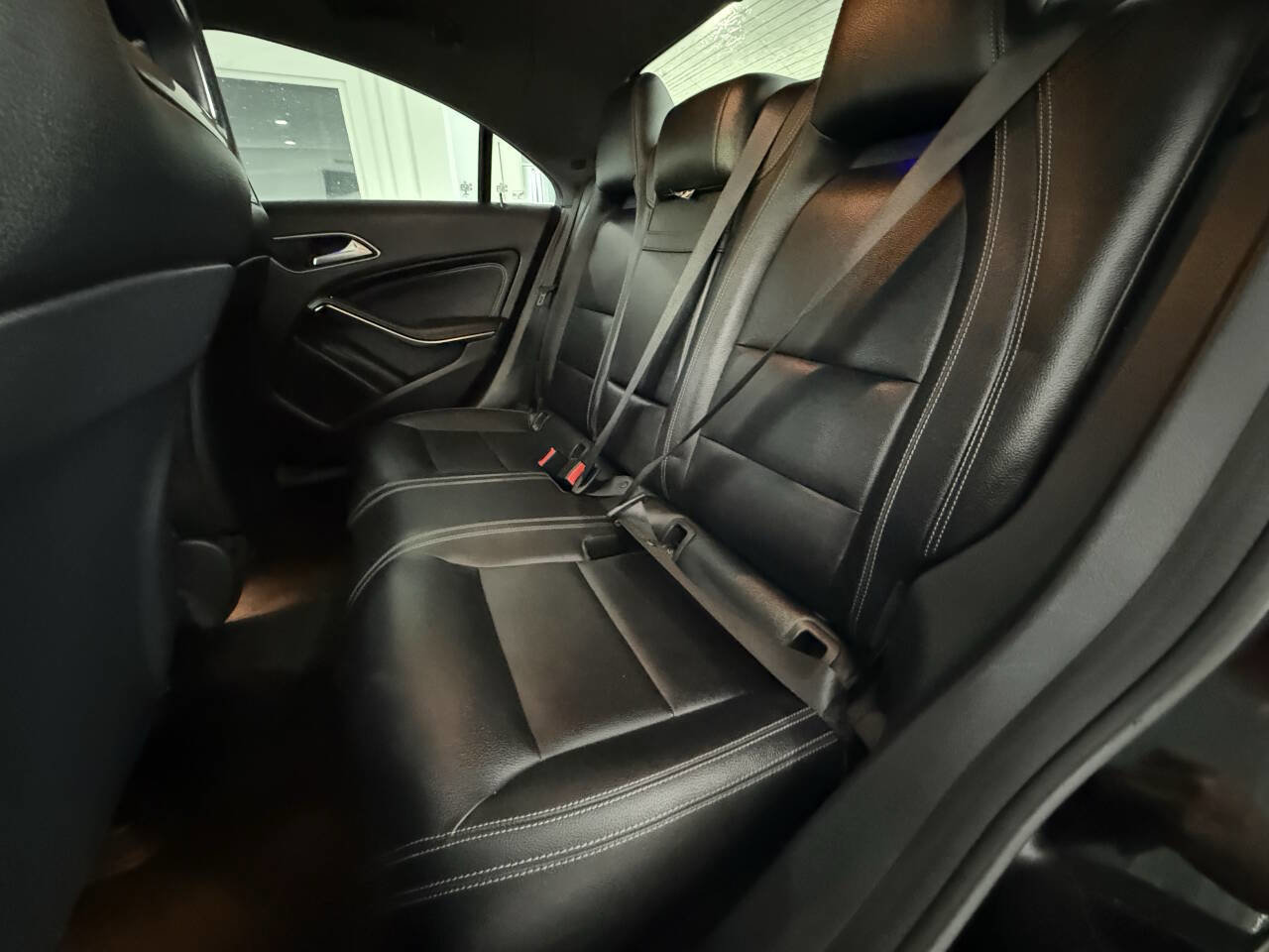 Used 2019 Mercedes-Benz CLA 250 image 23
