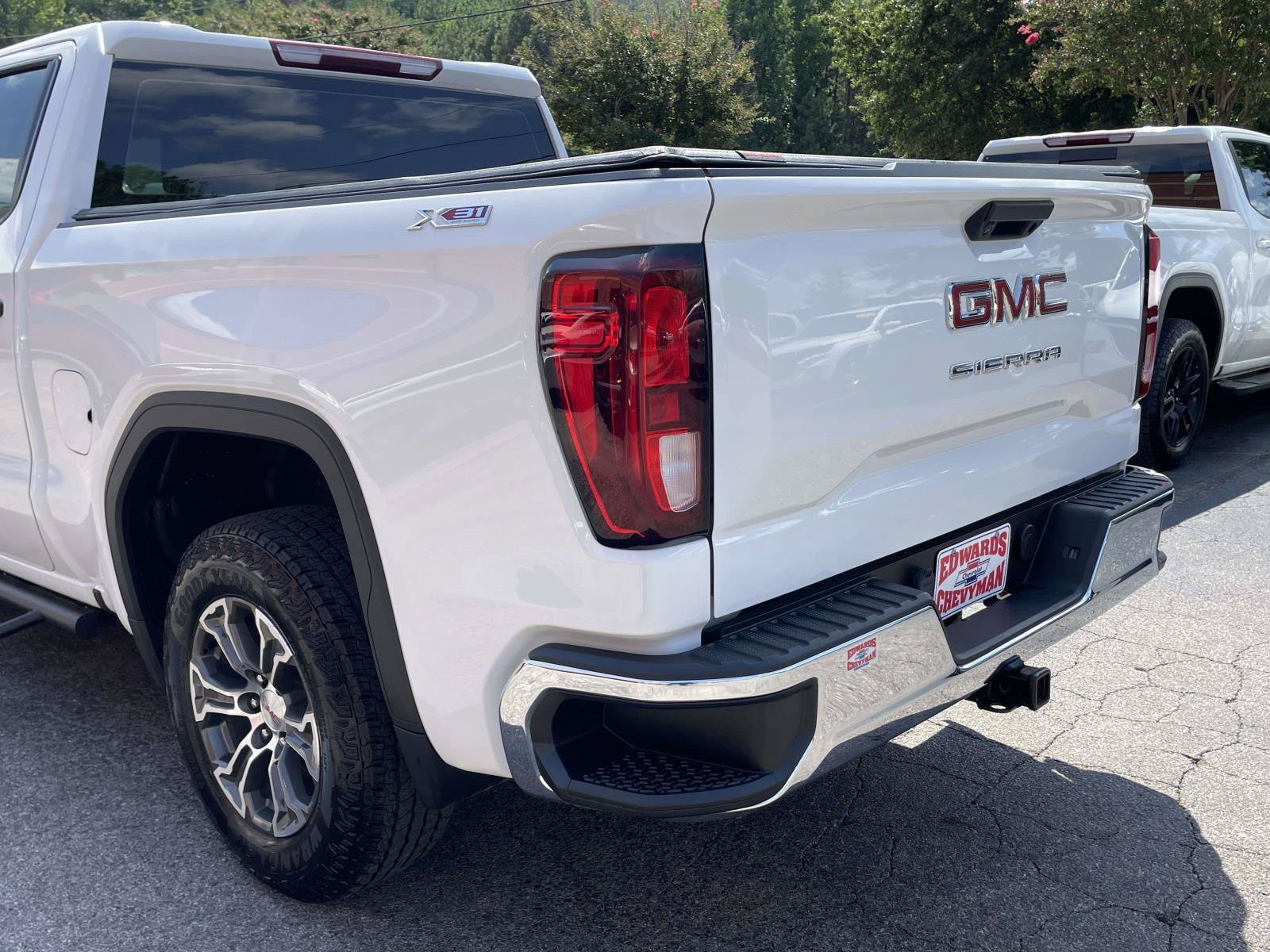 Used 2024 GMC Sierra 1500 Pro w/ X31 Off-Road Package AWD/4WD image 30