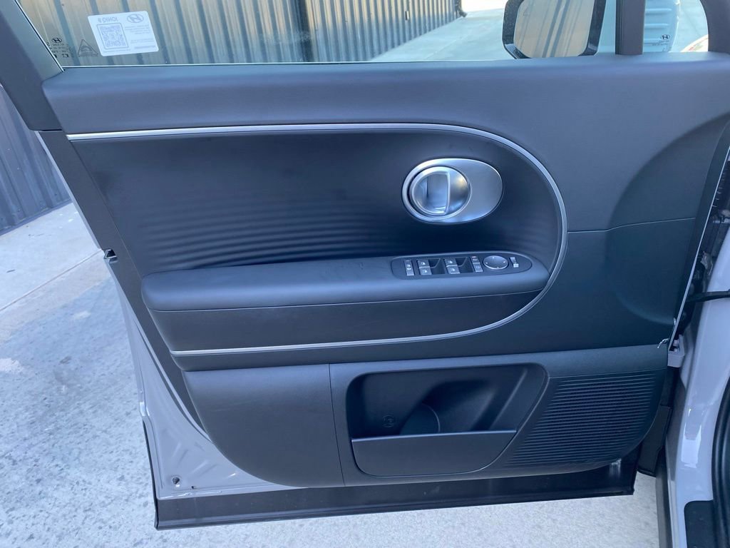 New 2026 Hyundai Ioniq 9 SE image 28