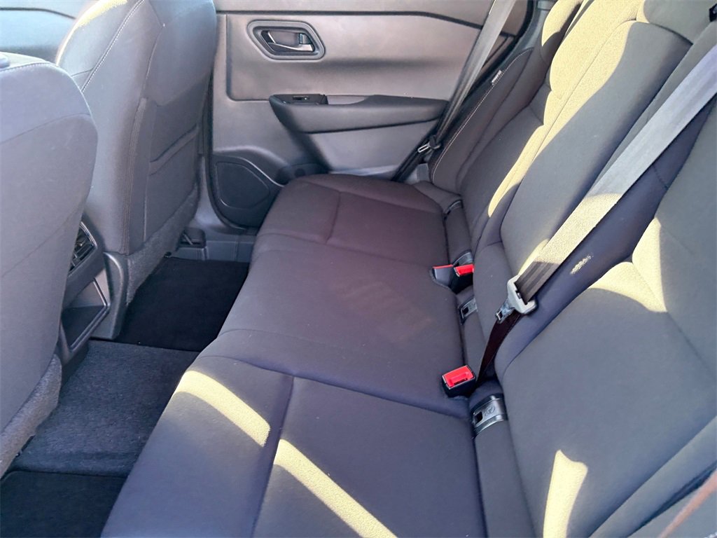 Certified 2025 Nissan Rogue S image 22