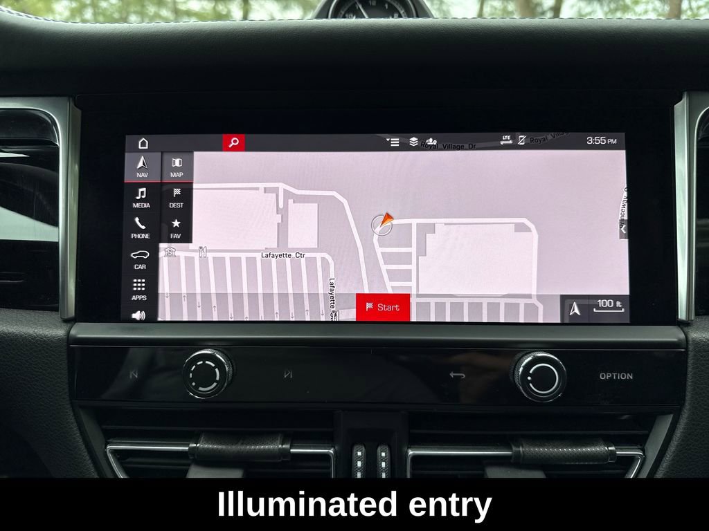 Used 2023 Porsche Macan image 19