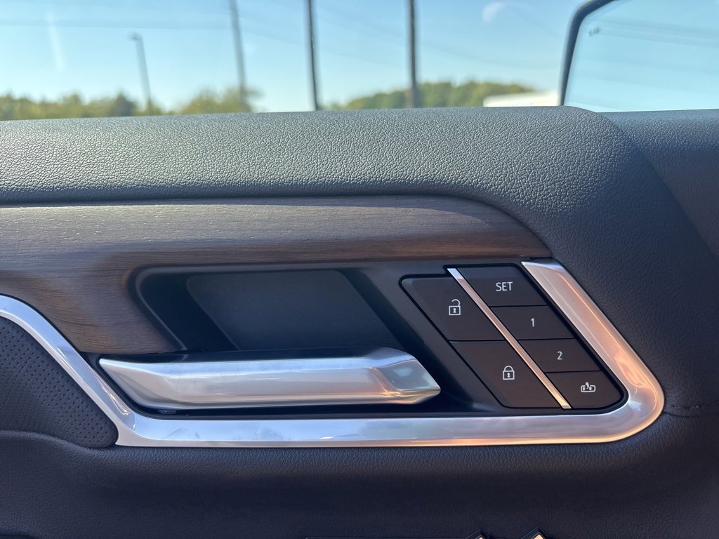 New 2026 Chevrolet Silverado 1500 High Country w/ Technology Package image 22