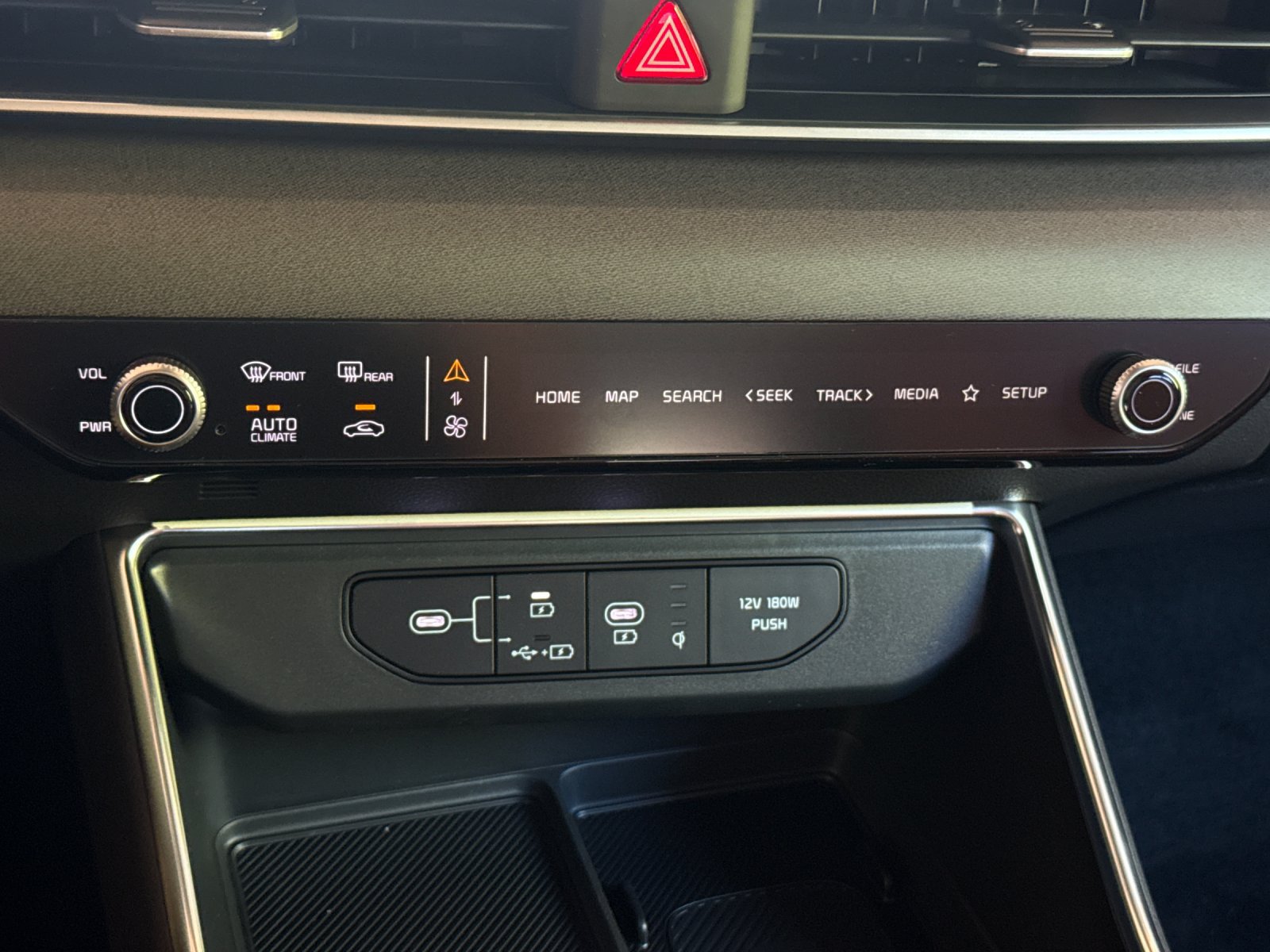 New 2026 Kia Carnival EX FWD image 22