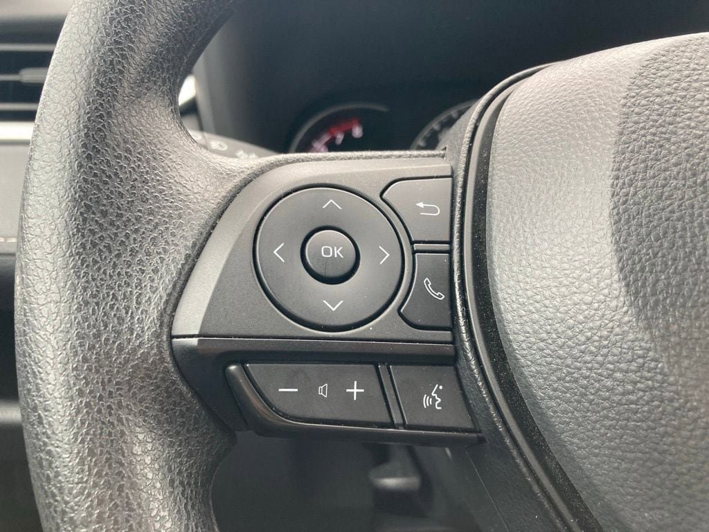 Certified 2025 Toyota RAV4 LE FWD image 14