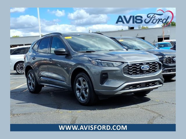 Used 2024 Ford Escape ST-Line w/ Tech Pack #1