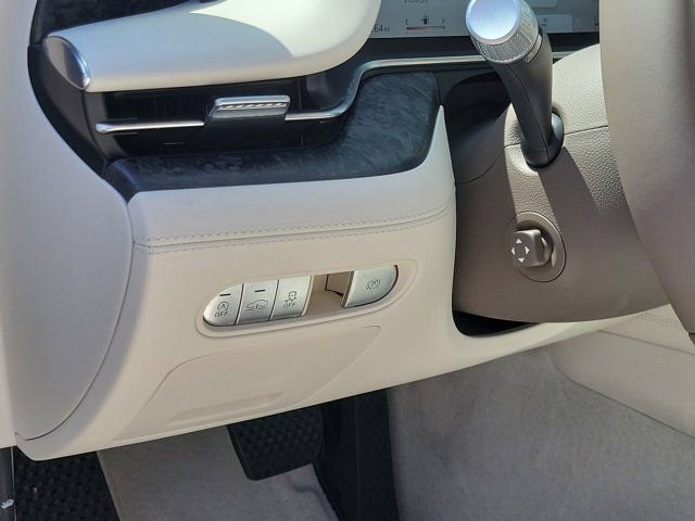 Used 2025 Genesis G90 3.5T image 23