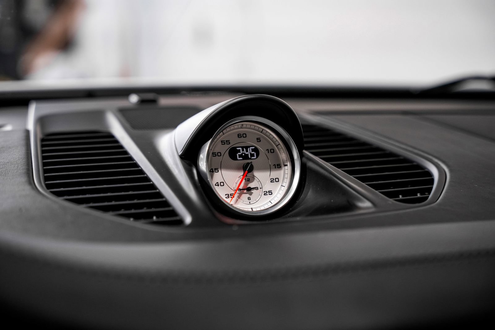 Used 2018 Porsche 911 Turbo S AWD/4WD image 12