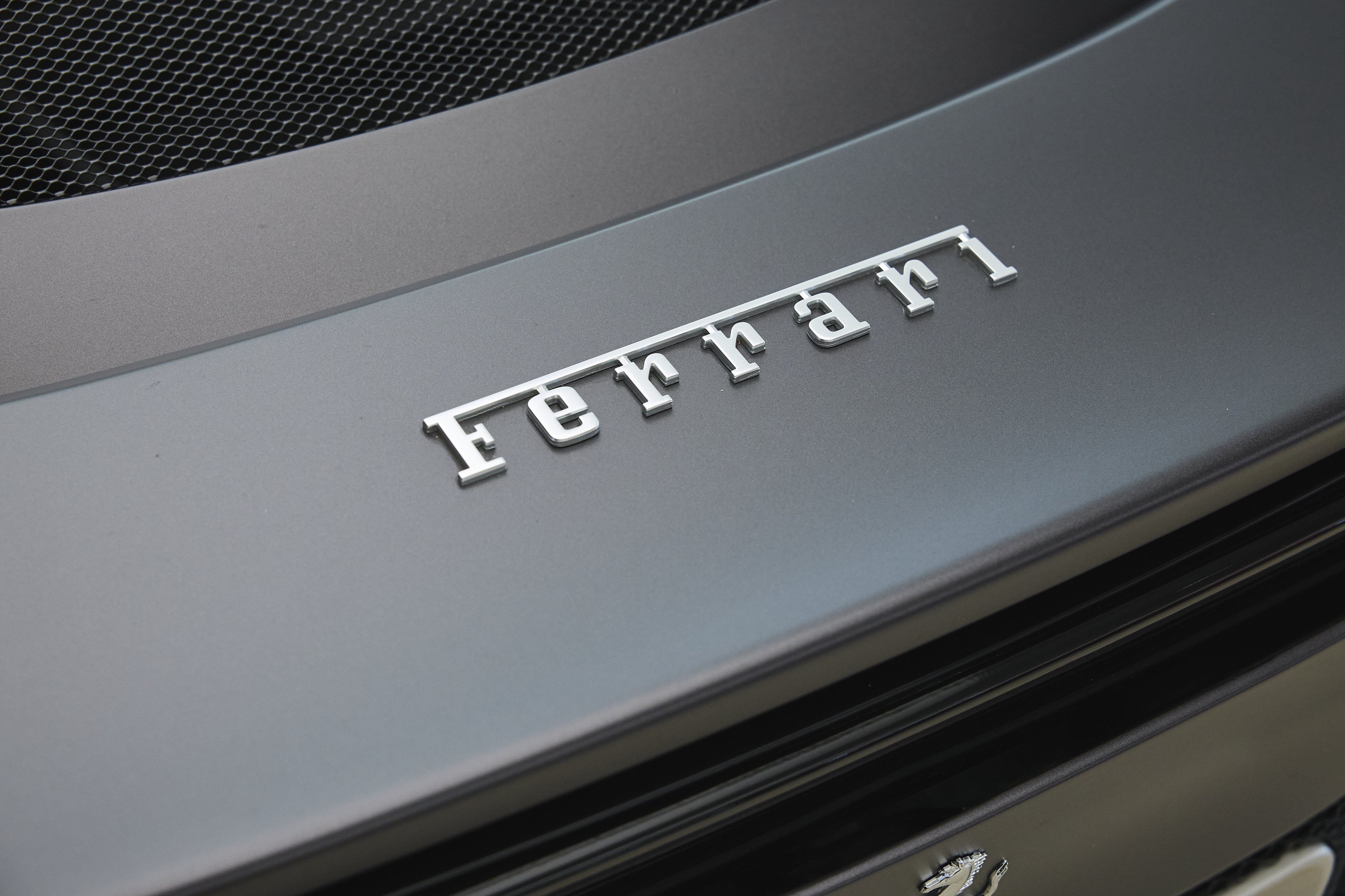 Used 2023 Ferrari 296 GTS RWD image 40