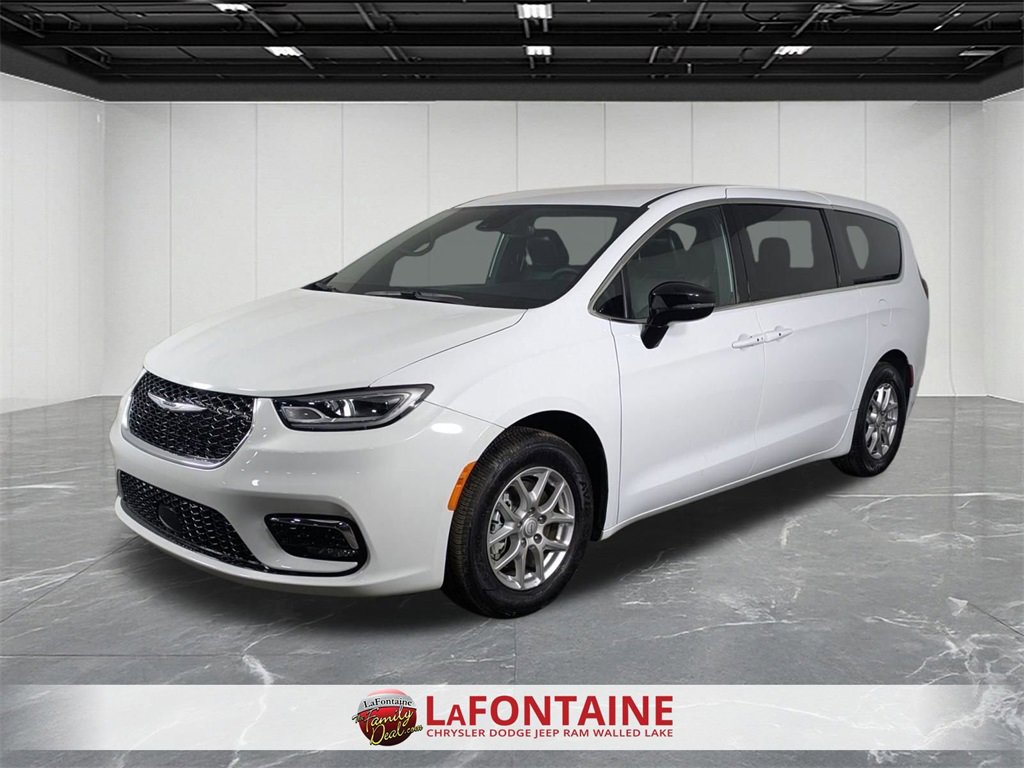 Certified 2026 Chrysler Pacifica Select