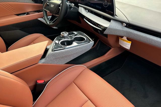 New 2026 Cadillac Optiq Sport 2 w/ LPO, Floor Liner Package image 16