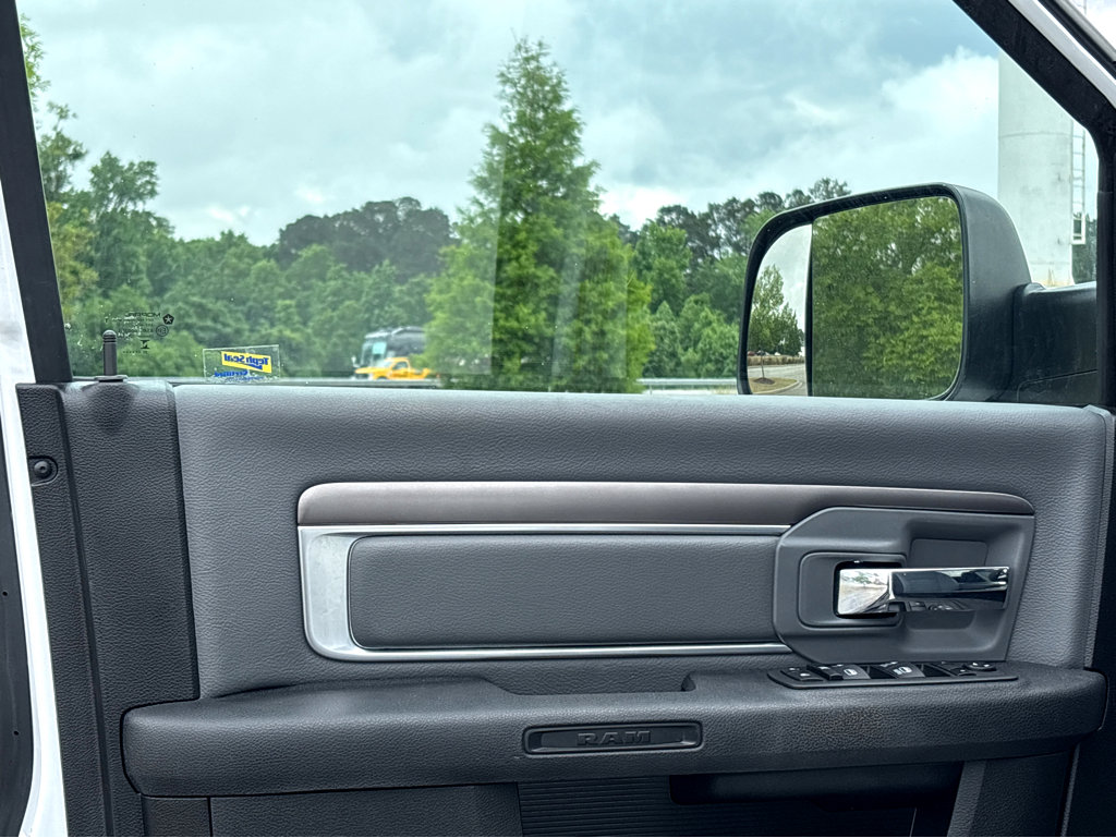 Used 2023 RAM 1500 Classic SLT w/ Trailer & Traction Group AWD/4WD image 7