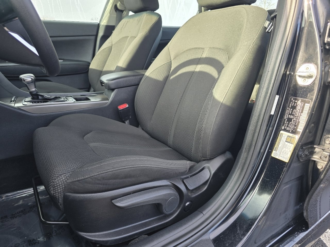 Used 2020 Kia Optima LX image 22