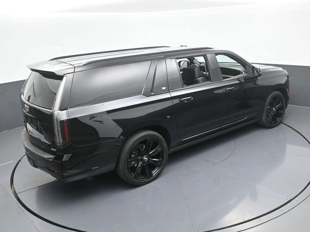 Used 2025 Cadillac Escalade ESV Sport w/ Touring Package image 64