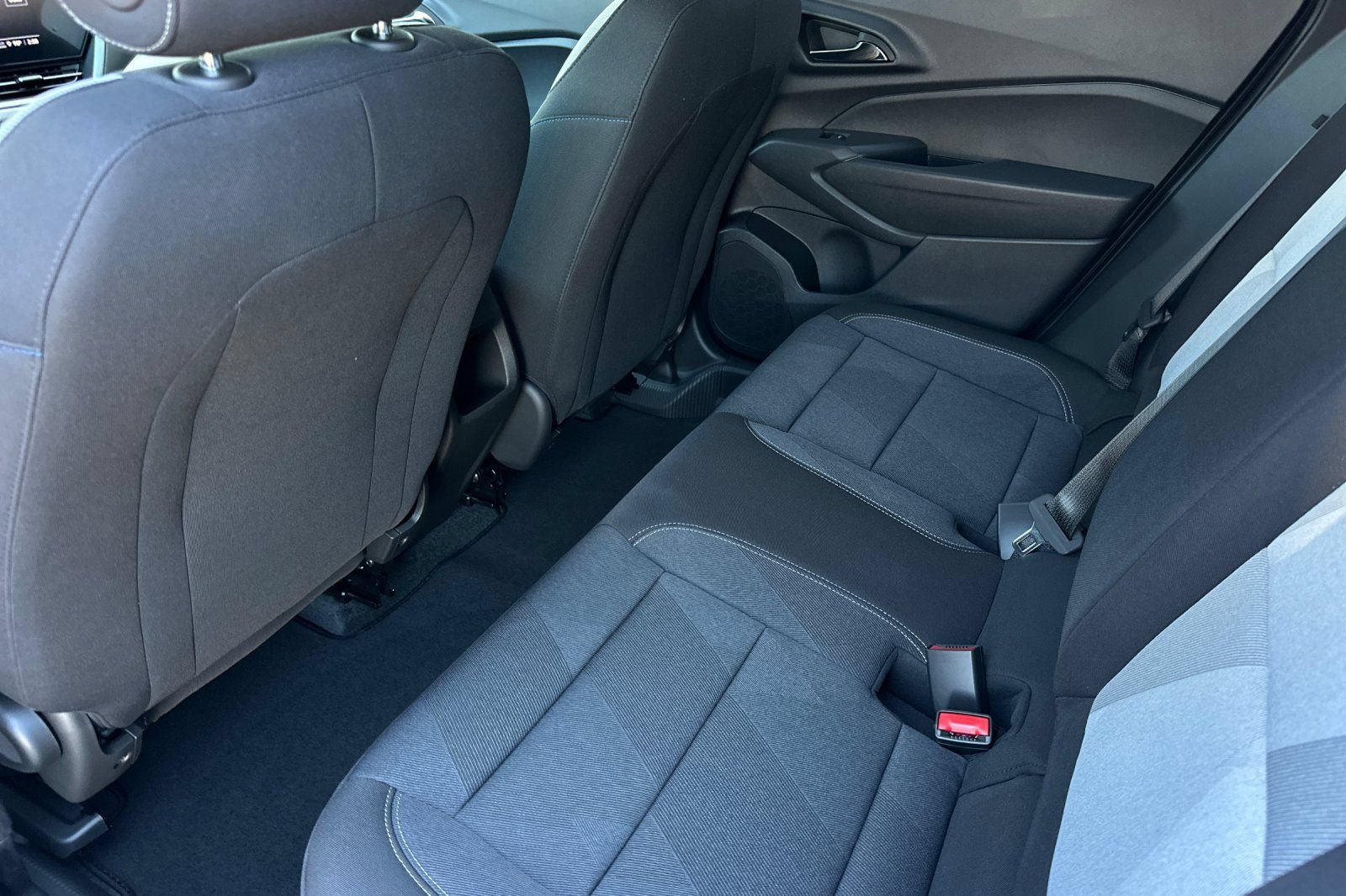 New 2026 Chevrolet Trax LS w/ LS Convenience Package FWD image 12