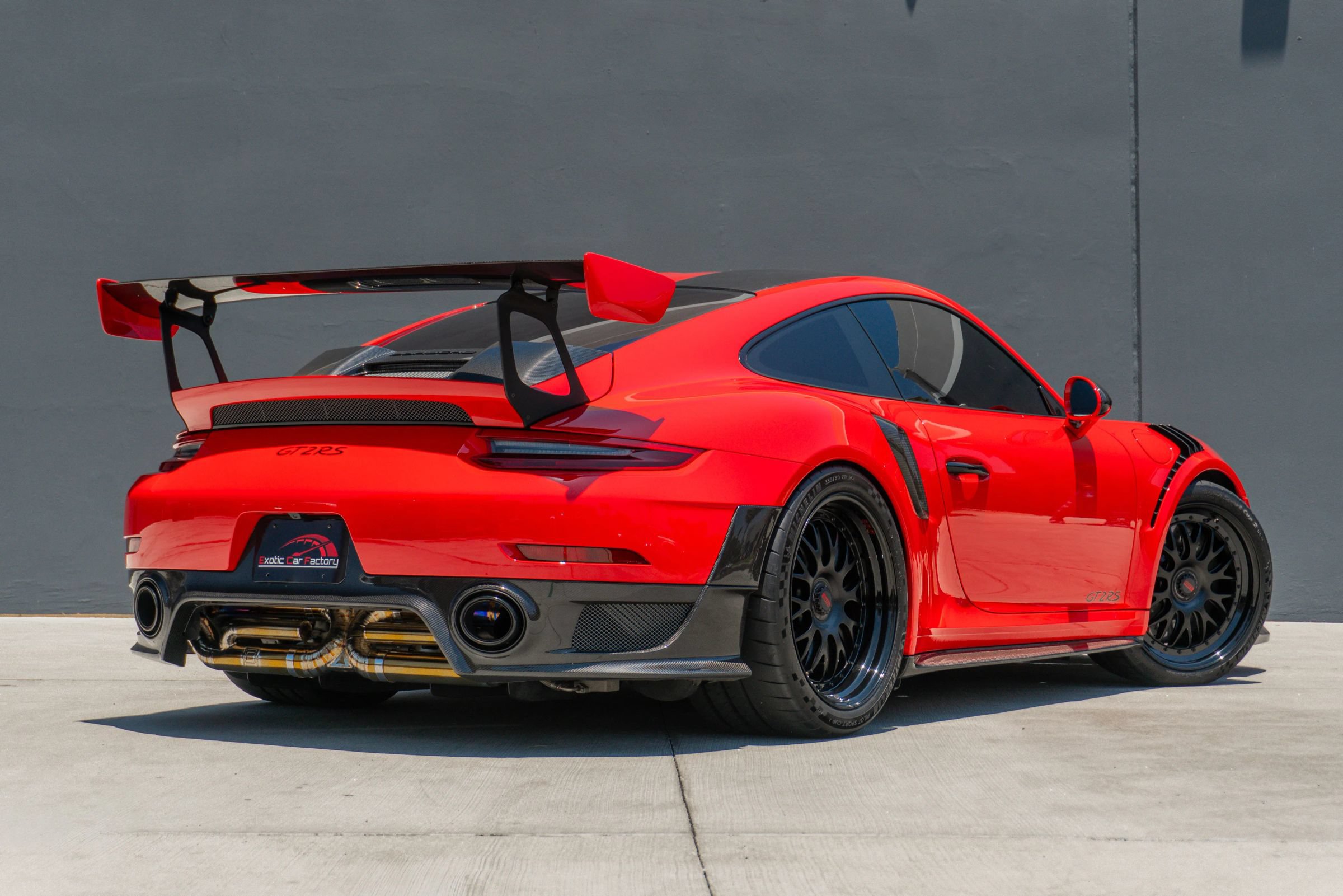 Used 2018 Porsche 911 GT2 RS RWD image 7