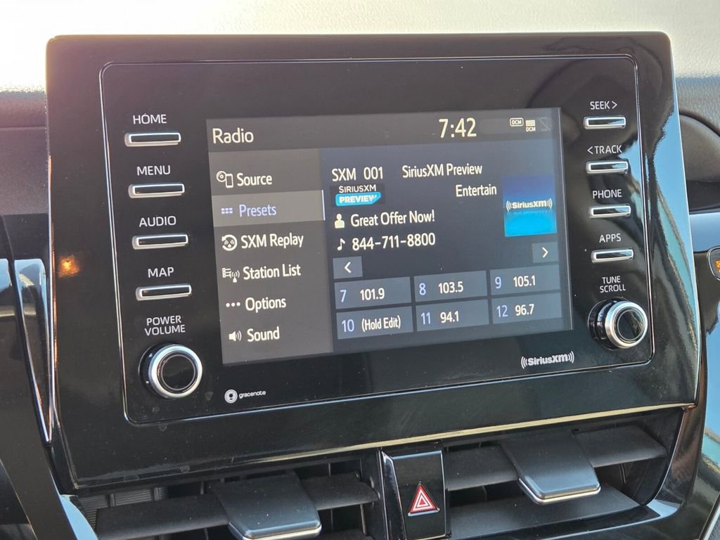 Used 2023 Toyota Camry SE AWD/4WD image 28