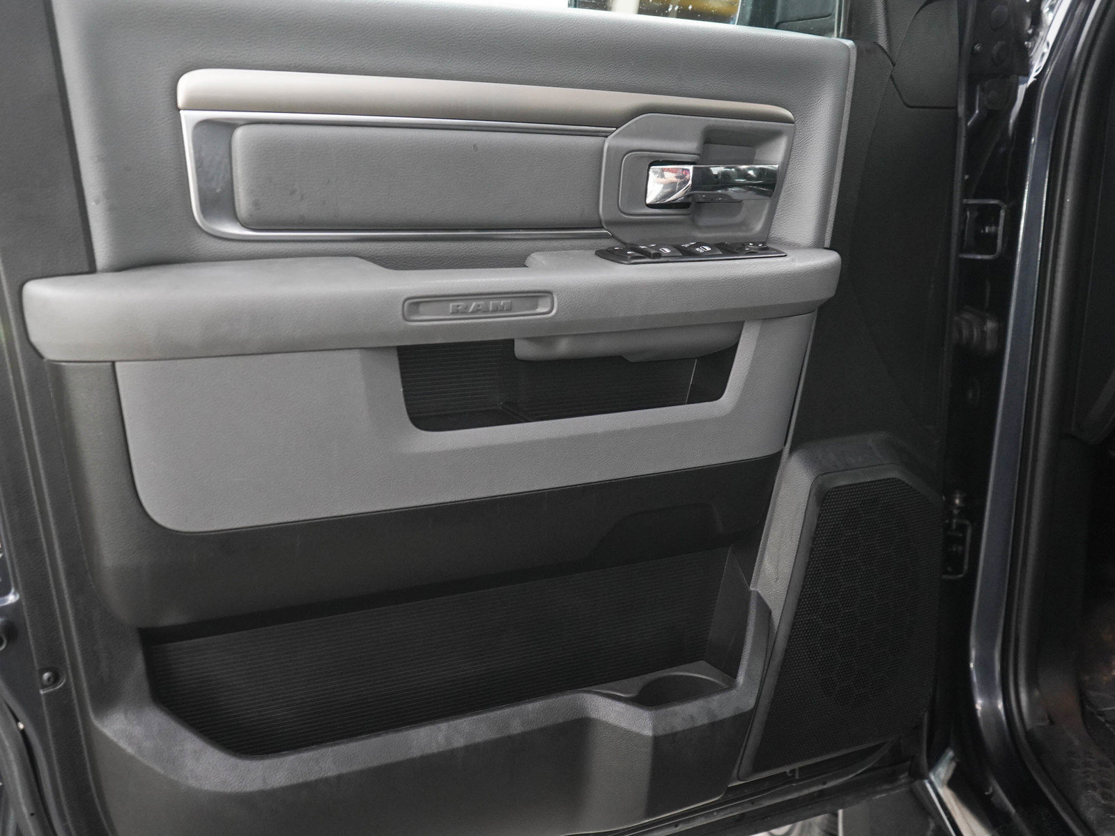 Used 2020 RAM 1500 Warlock w/ Electronics Group AWD/4WD image 18