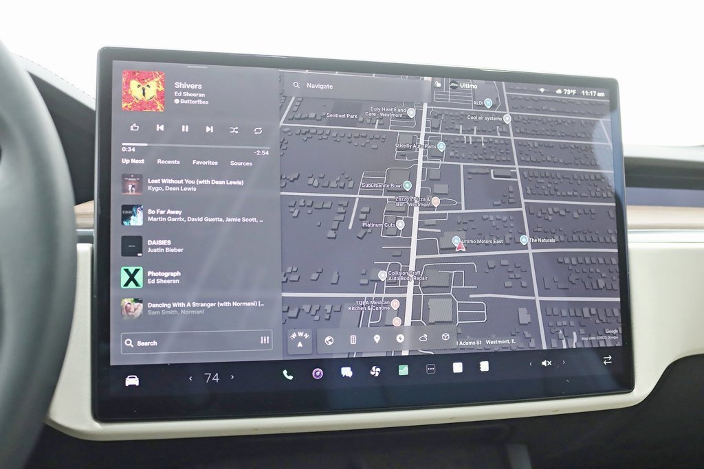 Used 2022 Tesla Model X image 14