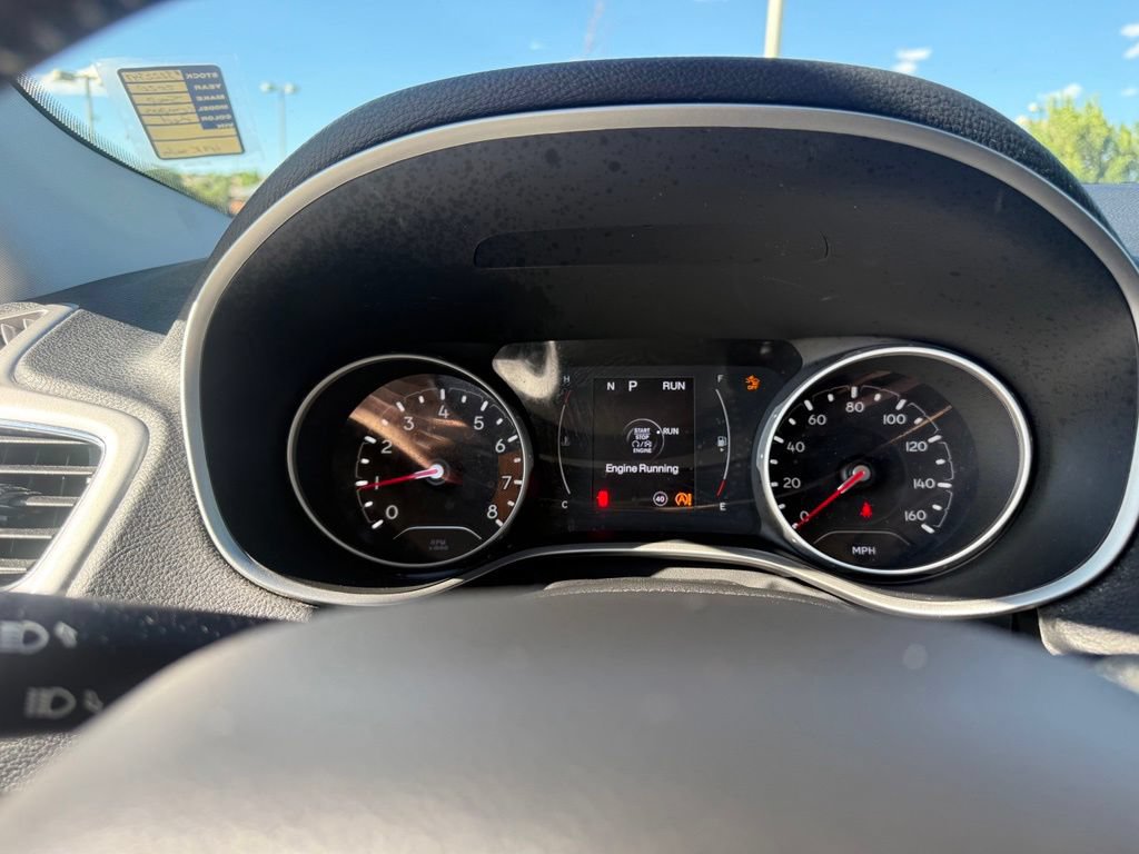 Used 2020 Jeep Compass Latitude AWD/4WD image 17
