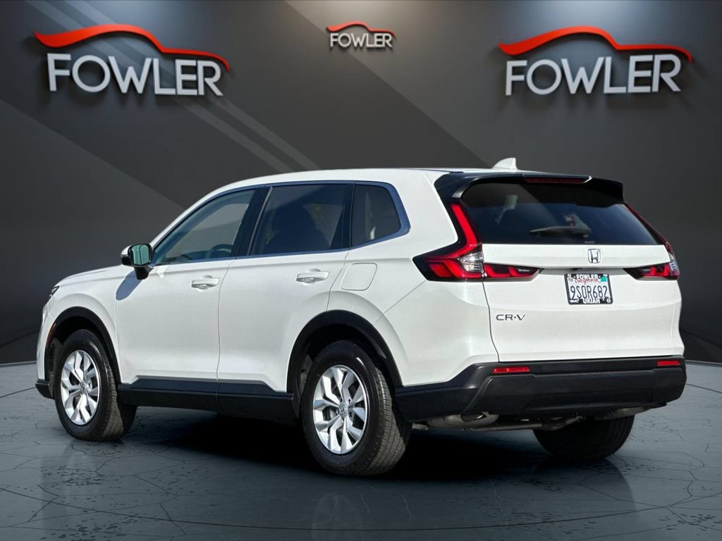 Used 2025 Honda CR-V LX image 3