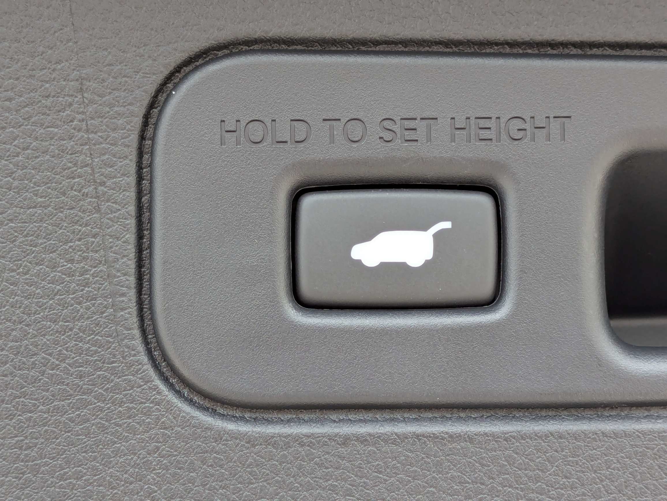 Used 2025 Honda Pilot Touring image 17