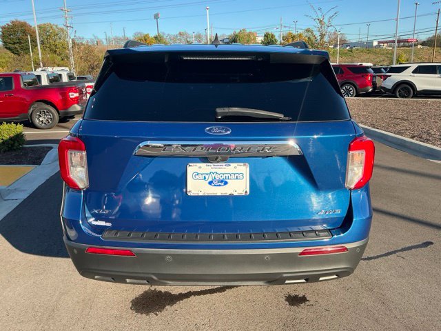 Used 2022 Ford Explorer XLT AWD/4WD image 7