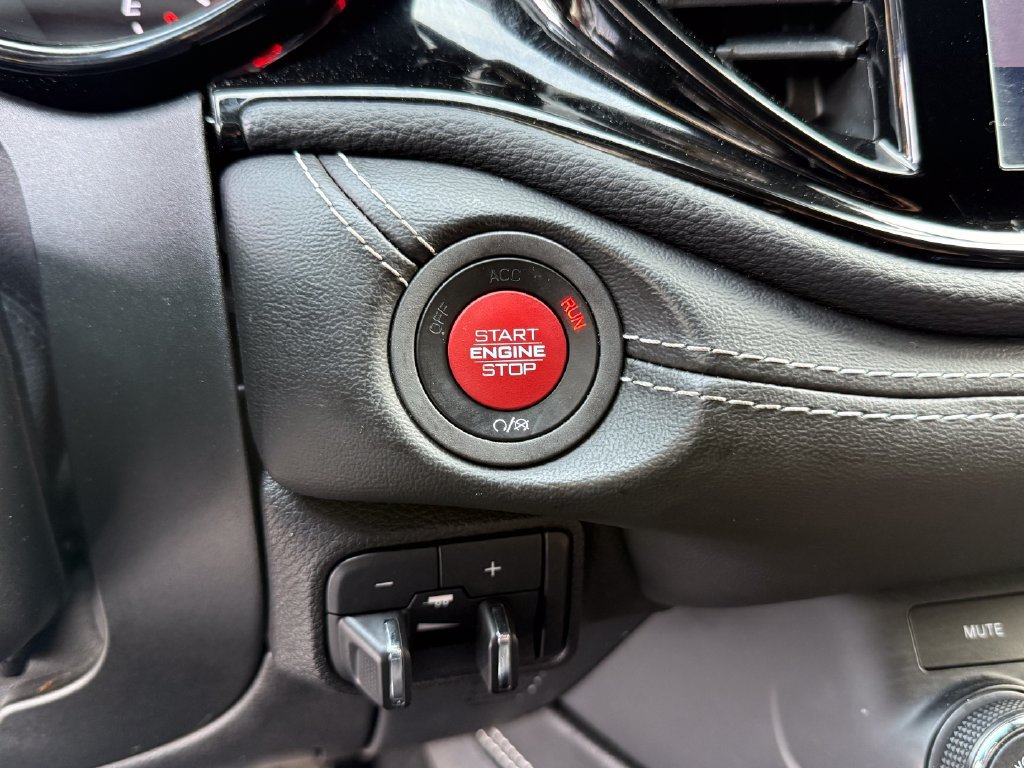 Used 2021 Dodge Durango SRT w/ Technology Group AWD/4WD image 9