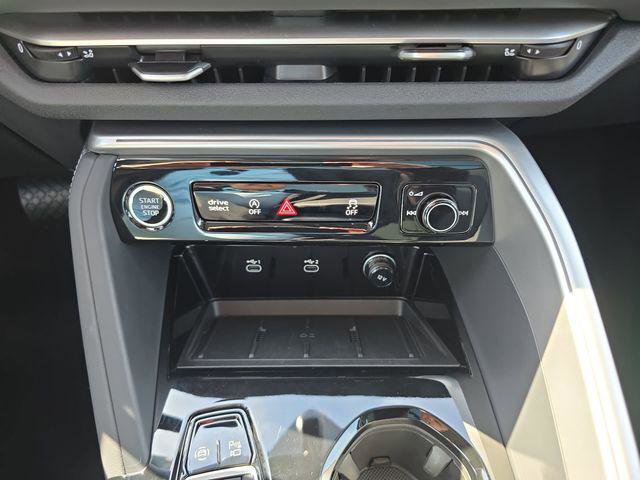Certified 2025 Audi Q5 Premium w/ Convenience Package AWD/4WD image 27