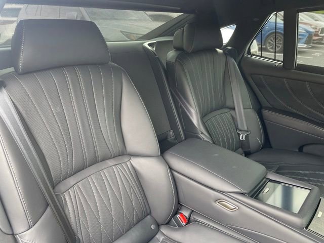 Certified 2023 Lexus LS 500 AWD w/ Luxury Package image 6