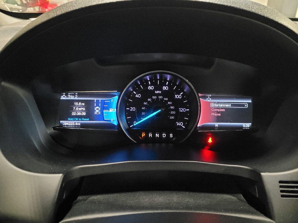 Used 2018 Ford Explorer XLT w/ Equipment Group 202A image 23