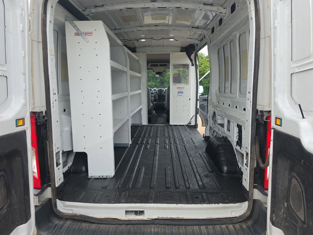 Used 2018 Ford Transit 150 148 Medium Roof RWD image 18