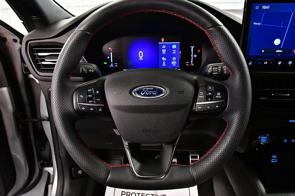 Used 2023 Ford Escape ST-Line w/ Tech Pack #1 AWD/4WD image 19