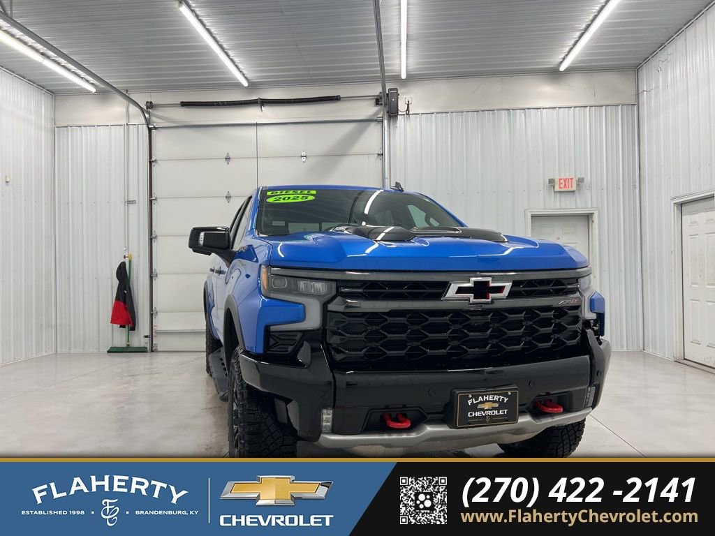 Used 2025 Chevrolet Silverado 1500 ZR2 w/ Technology Package image 1
