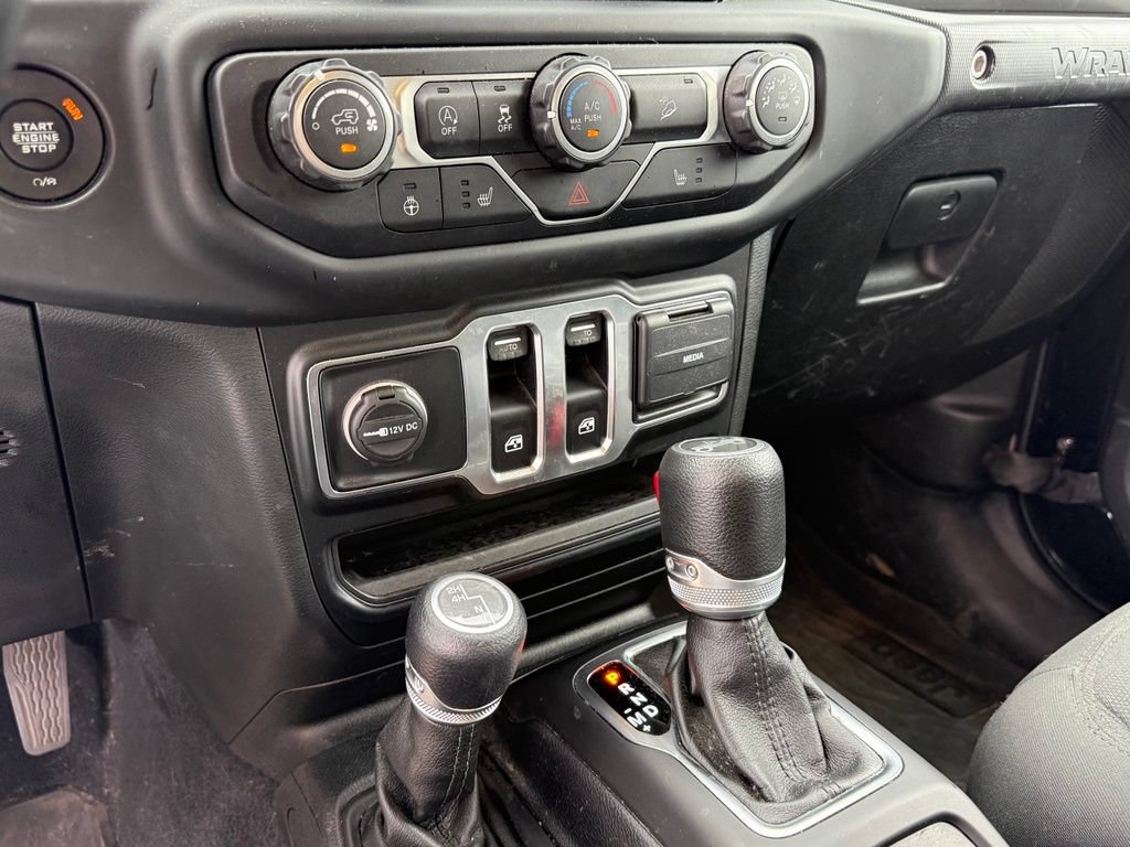 Used 2019 Jeep Wrangler Sport AWD/4WD image 21