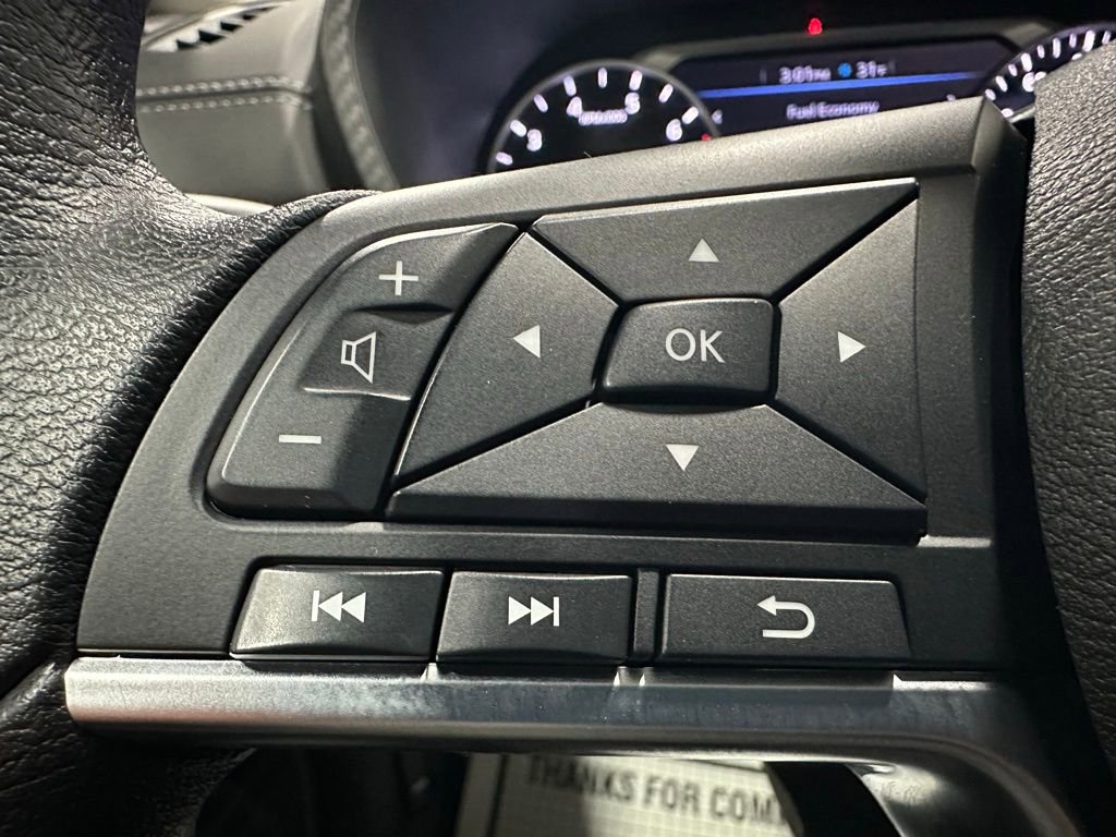 Used 2025 Nissan Sentra SV image 19