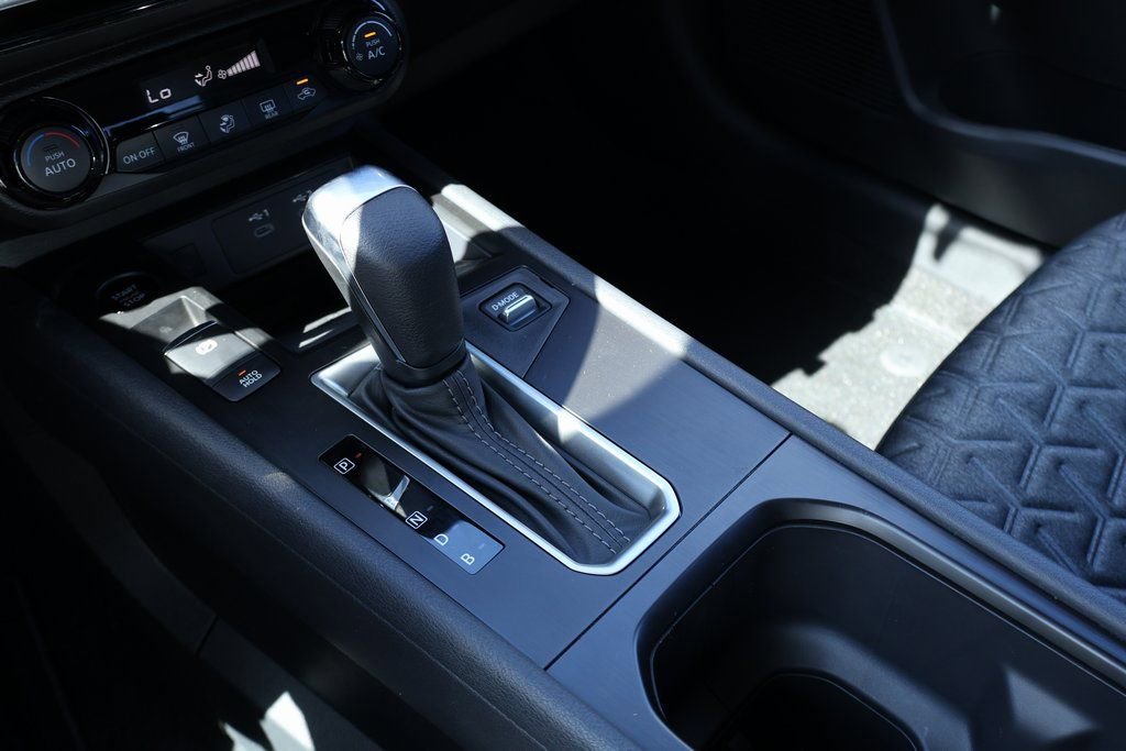 New 2026 Nissan Kicks SV image 13