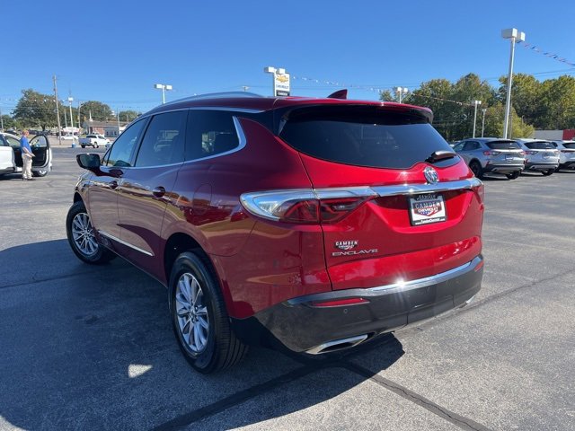 Used 2024 Buick Enclave Premium image 7