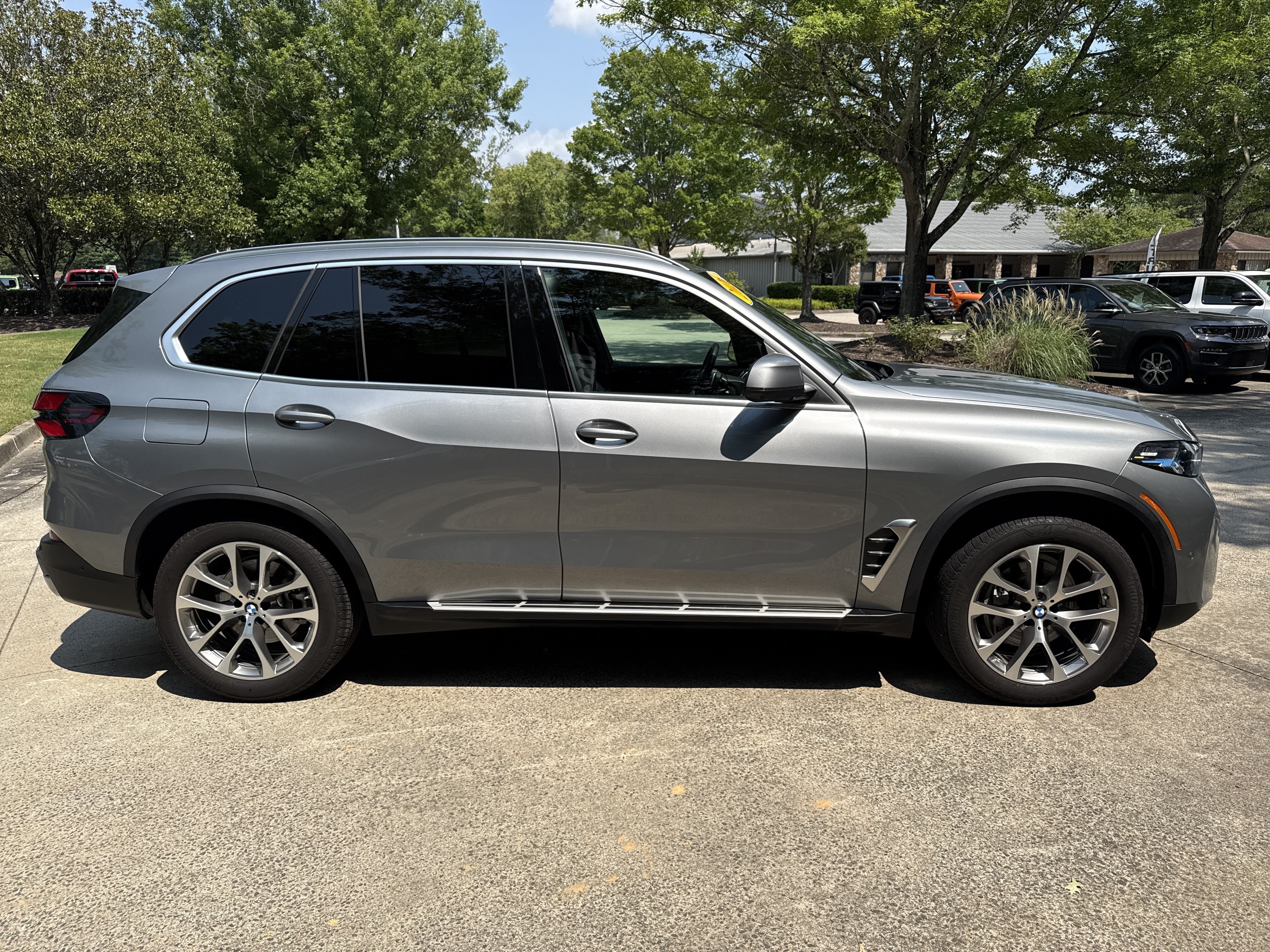 Used 2026 BMW X5 xDrive40i AWD/4WD image 8