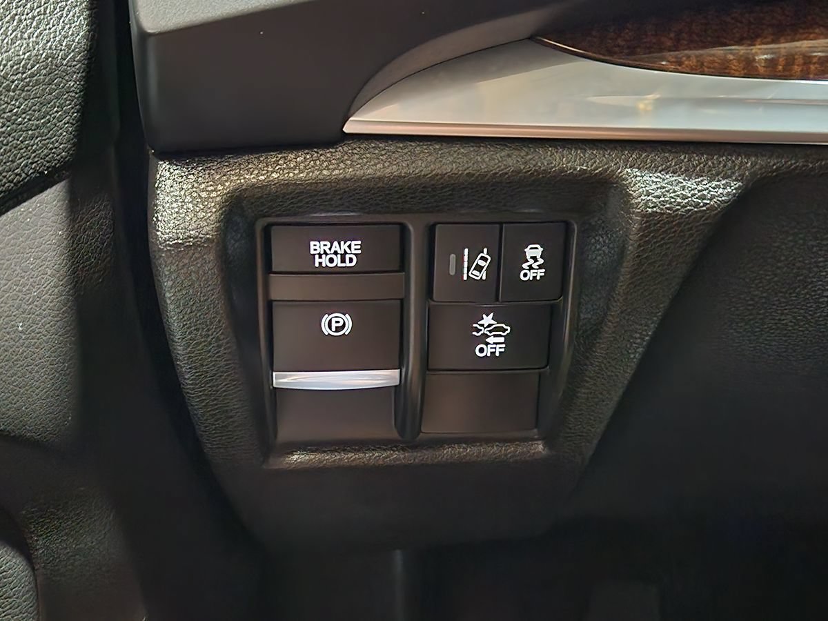 Used 2018 Acura MDX SH-AWD w/ Technology Package image 41