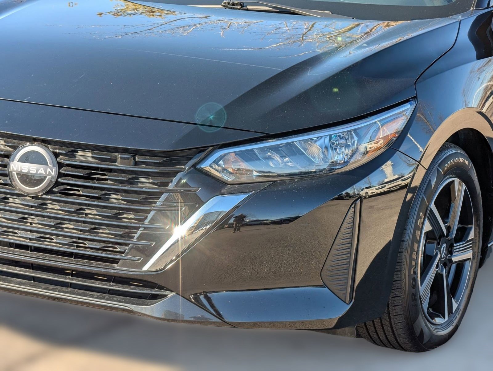 Used 2024 Nissan Sentra SV image 11