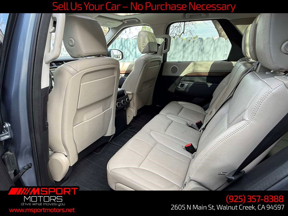 Used 2018 Land Rover Discovery HSE AWD/4WD image 6