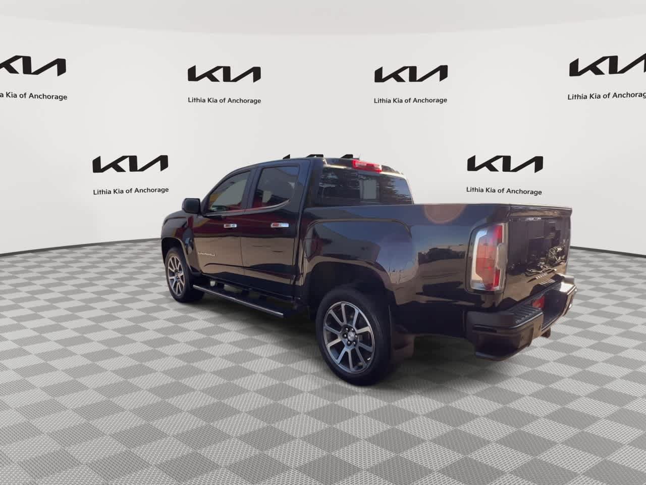 Used 2022 GMC Canyon Denali AWD/4WD image 6