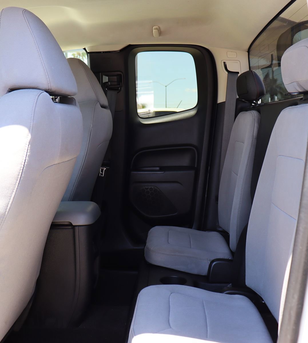 Used 2016 GMC Canyon W/T w/ Convenience Package RWD image 33