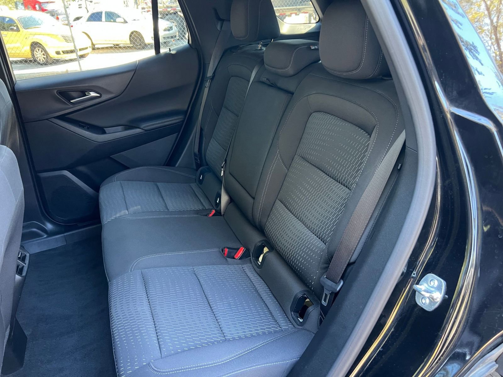 Used 2025 Chevrolet Equinox LT image 31