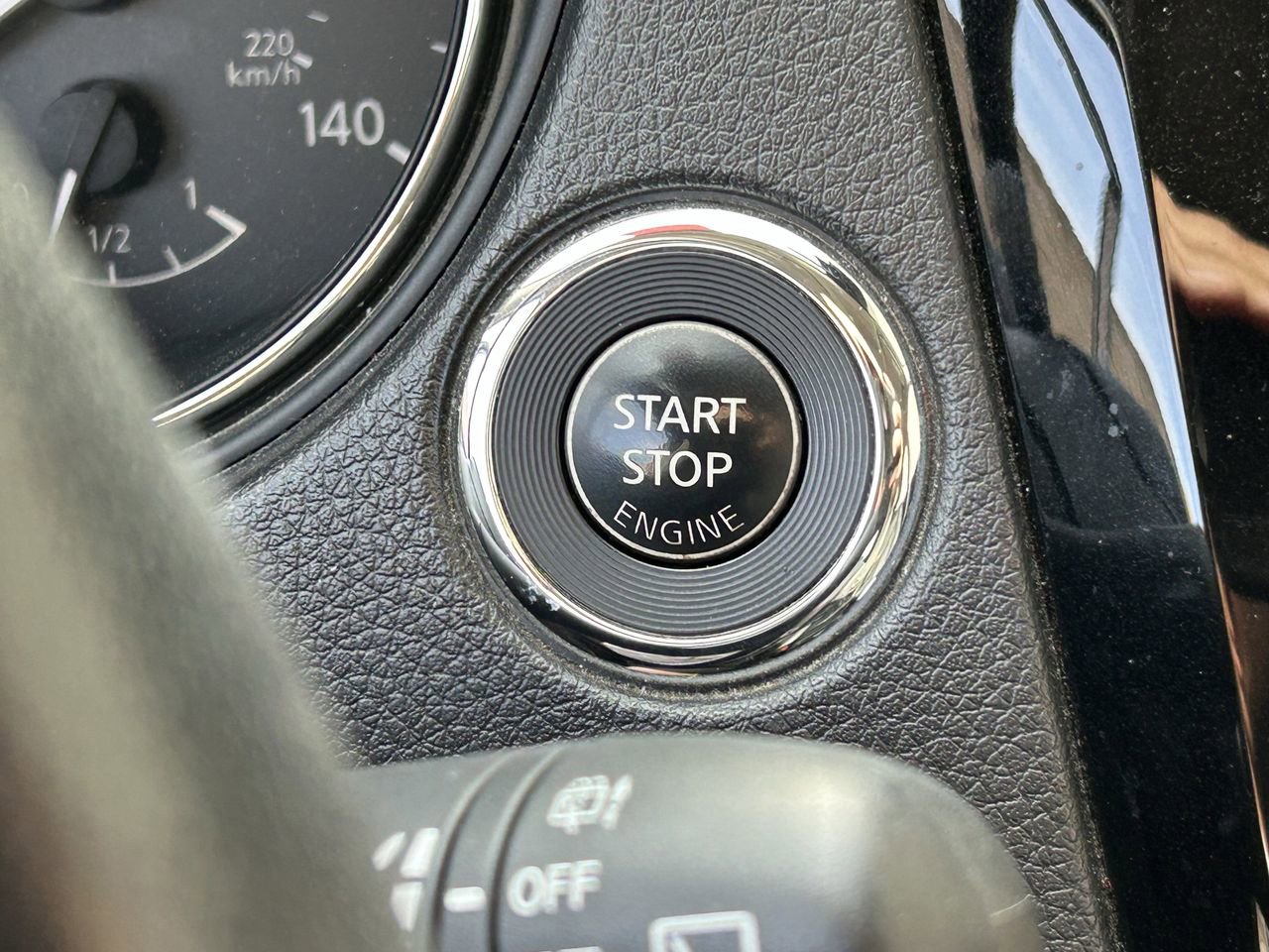 Certified 2022 Nissan Rogue Sport SL image 9